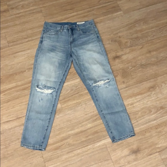 BlankNYC distressed jeans - Picture 1 of 8